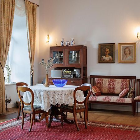 Appartement Zamosc Dwor Udrycze Extérieur photo